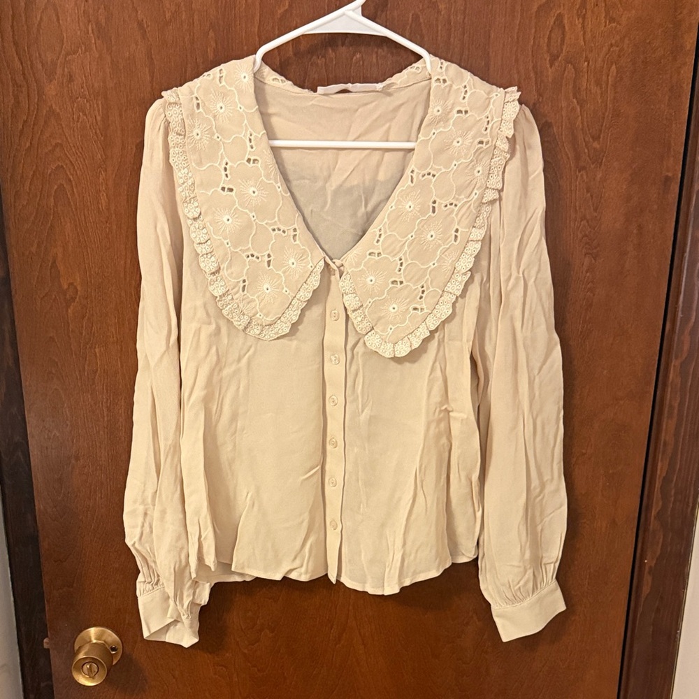 Astr Cream Lace Women's Blouse